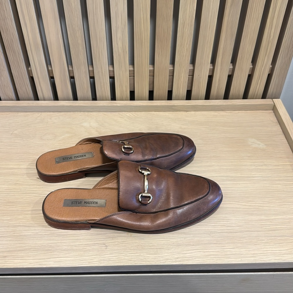 Backless Loafer - Picture 2 of 3